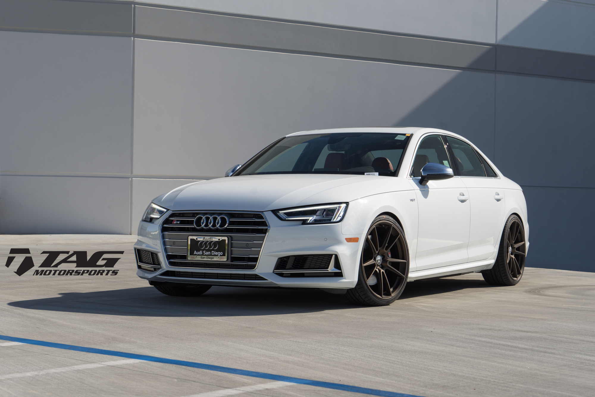 A LITTLE TASTEFUL SEASONING! B9 S4 + FlowForms + H&R TAG Motorsports